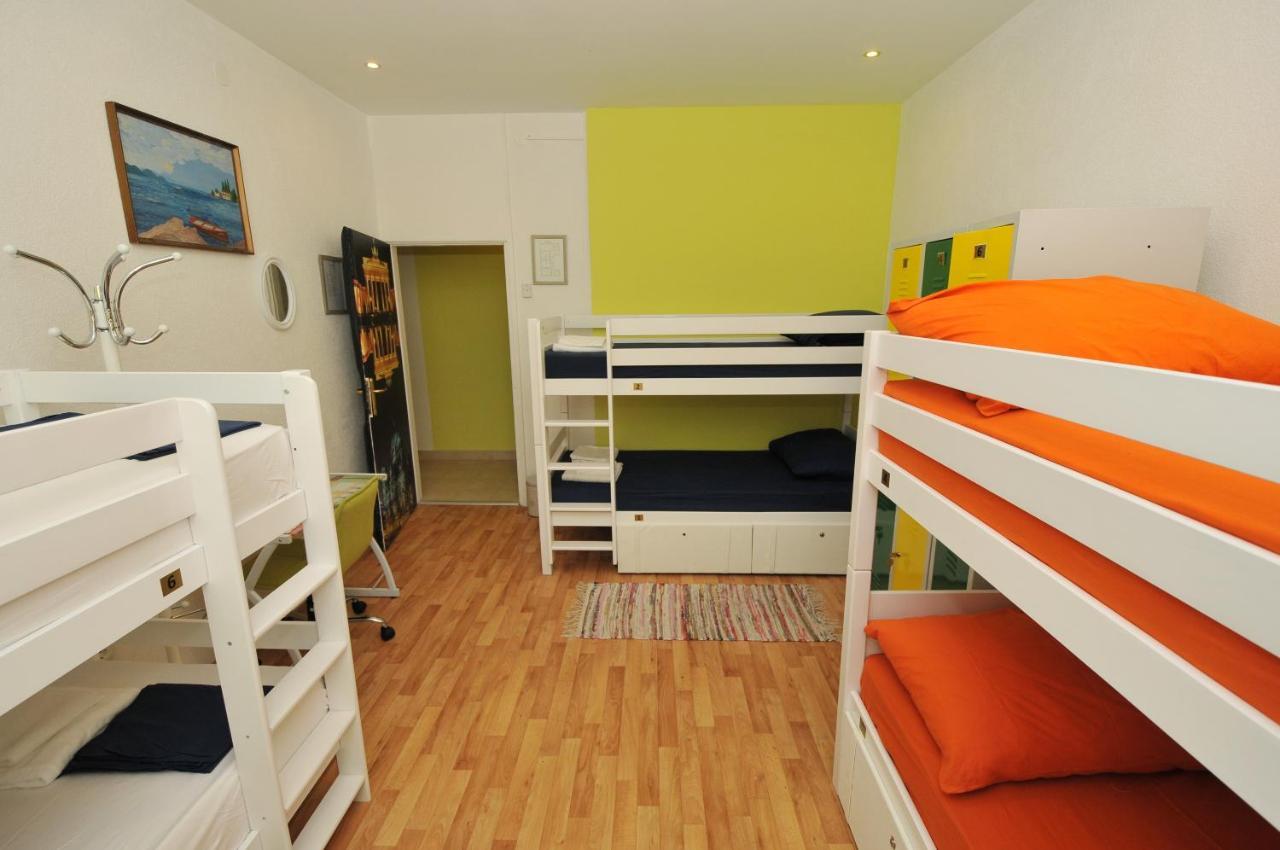 Oasis Hostel Split Luaran gambar