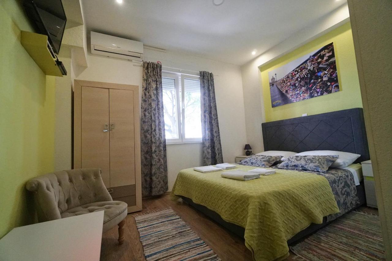 Oasis Hostel Split Luaran gambar